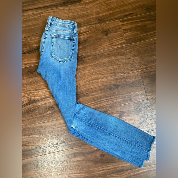 Miss me vintage light denim skinny jeans. Frayed hem. - Picture 2 of 3